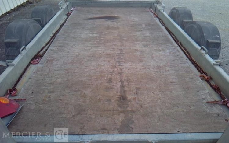 HUBIERE REMORQUE PORTE ENGIN 2T8  EV-452-XM