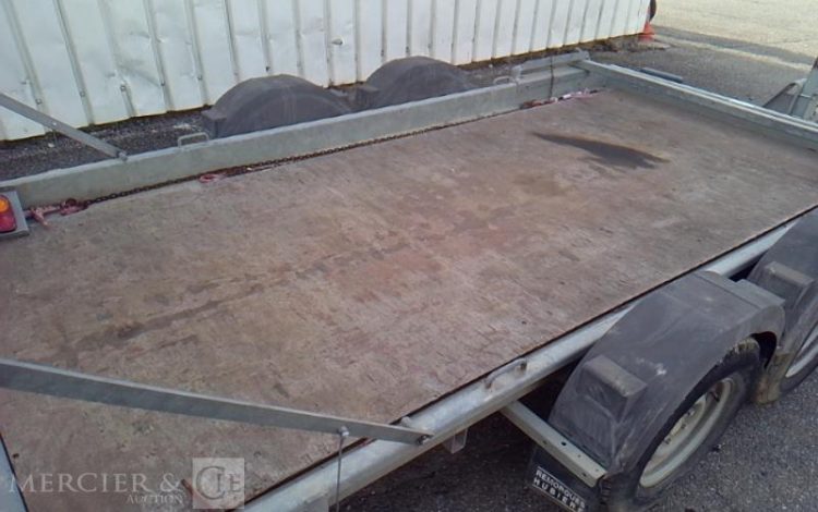 HUBIERE REMORQUE PORTE ENGIN 2T8  EV-452-XM