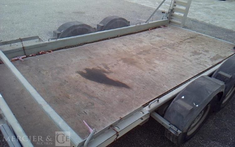 HUBIERE REMORQUE PORTE ENGIN 2T8  EV-452-XM