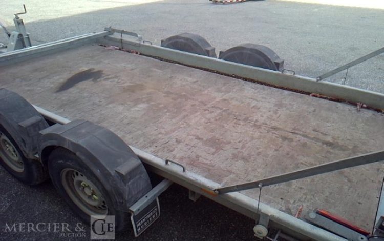 HUBIERE REMORQUE PORTE ENGIN 2T8  EV-452-XM