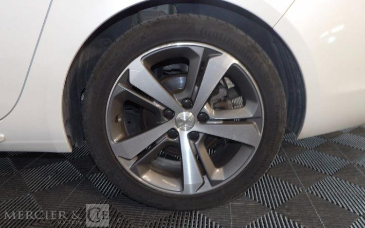 PEUGEOT 308 GENERATION-II SW 1.2 PURETECH 130CH GT LINE S&S  EW-699-DY