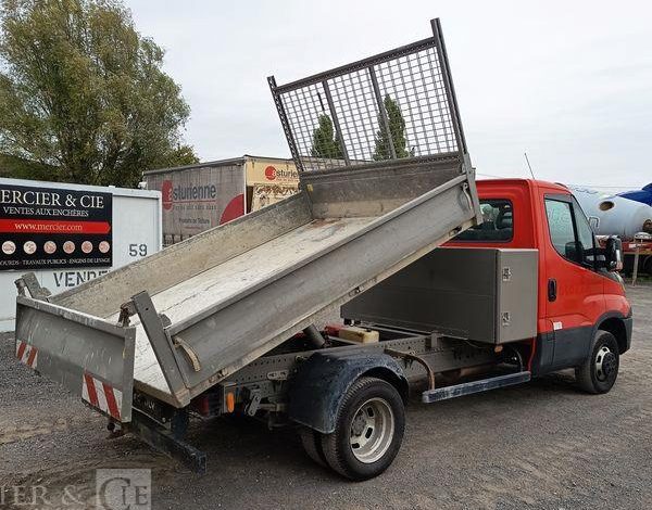 IVECO 35C12 BENNE SIMPLE CABINE COFFRE  EX-449-HB