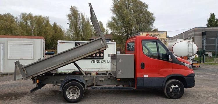 IVECO 35C12 BENNE SIMPLE CABINE COFFRE  EX-449-HB