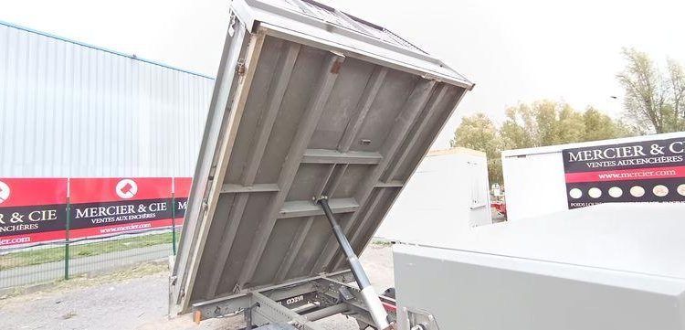 IVECO 35C12 BENNE SIMPLE CABINE COFFRE  EX-449-HB