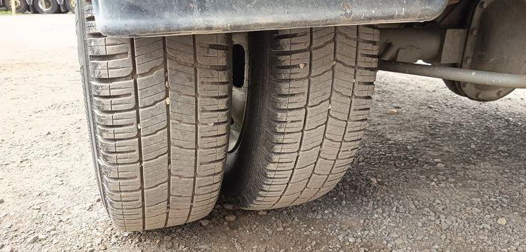 IVECO 35C12 BENNE SIMPLE CABINE COFFRE  EX-449-HB