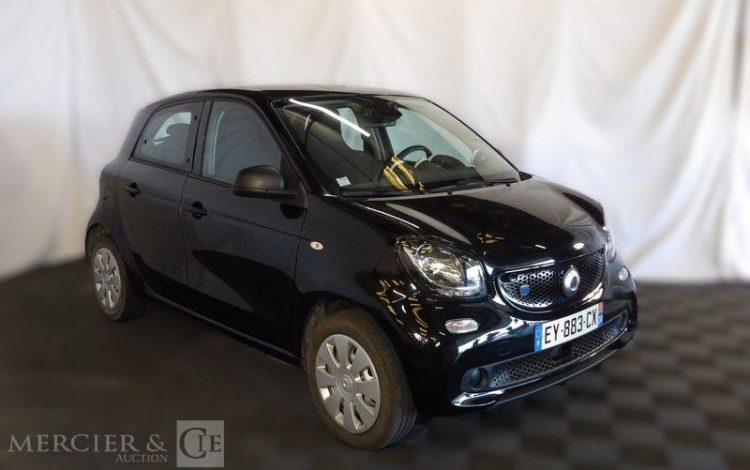 SMART EQ FORFOUR ELECTRIC 80 56PPM 1,6KWH PURE BVA  EY-883-CX