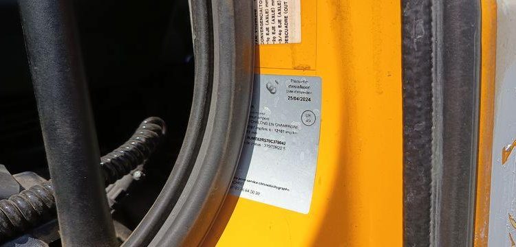 IVECO IVECO STRALIS AD260 S420CH – PTAC : 32 TONNES – JAUNE EY-985-FS