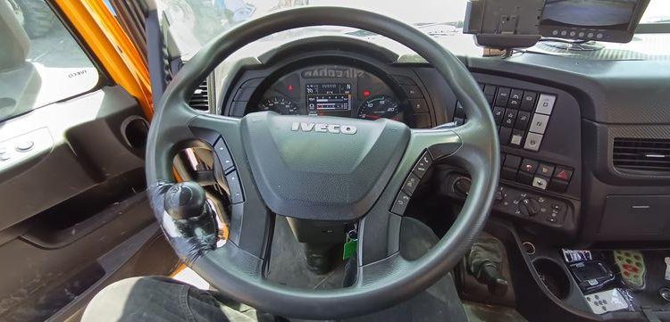 IVECO IVECO STRALIS AD260 S420CH – PTAC : 32 TONNES – JAUNE EY-985-FS