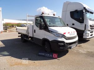 IVECO 35C12 BENNE SIMPLE CABINE COFFRE  FB-682-RG