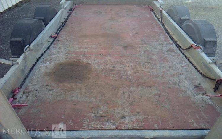 HUBIERE REMORQUE PORTE ENGIN 2T8  FE-387-SD