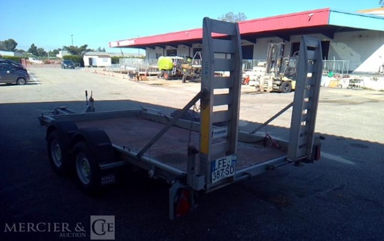 HUBIERE REMORQUE PORTE ENGIN 2T8  FE-387-SD