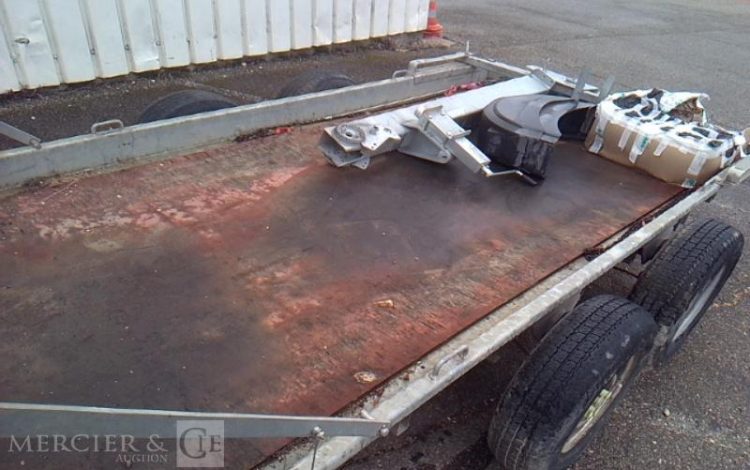 HUBIERE REMORQUE PORTE ENGIN 2T8  FE-431-SD