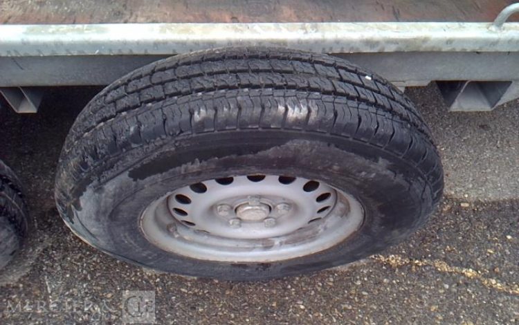 HUBIERE REMORQUE PORTE ENGIN 2T8  FE-431-SD