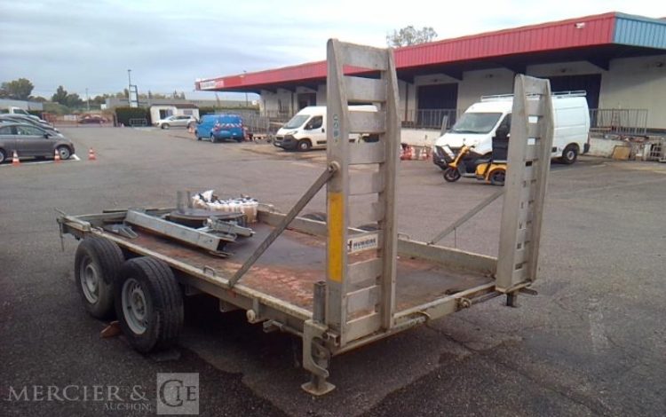 HUBIERE REMORQUE PORTE ENGIN 2T8  FE-431-SD