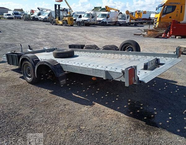 HUBIERE REMORQUE PORTE VOITURE 1T65  FE-941-EJ