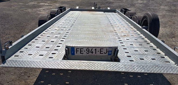 HUBIERE REMORQUE PORTE VOITURE 1T65  FE-941-EJ
