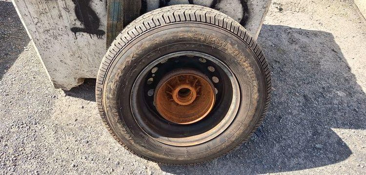 HUBIERE REMORQUE PORTE VOITURE 1T65  FE-941-EJ