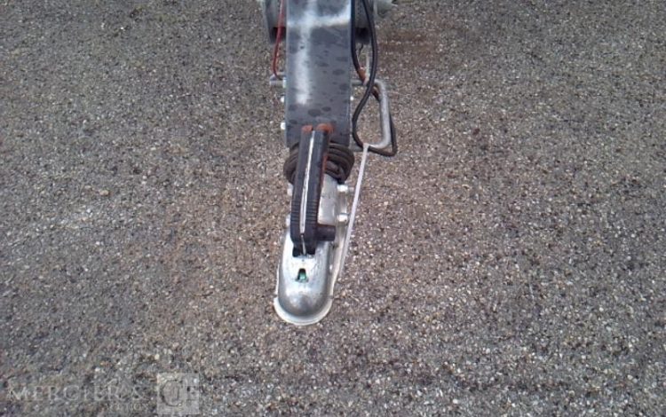 CNSE ABRIS CHANTIER 9M2 ISOLE + WC  FF-043-TC