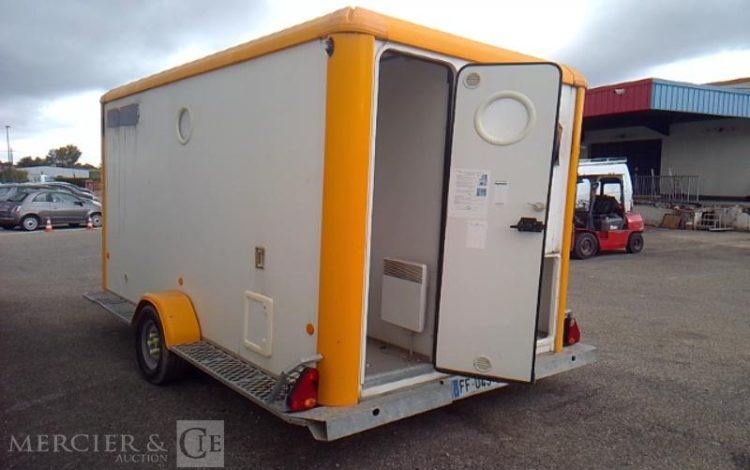 CNSE ABRIS CHANTIER 9M2 ISOLE + WC  FF-043-TC