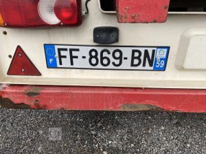 GENTRAIL SEMI REMORQUE FOURGON 3 ESSIEUX – POUR PIECES  FF-869-BN