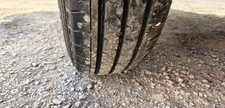 HUBIERE REMORQUE PORTE ENGIN 2T8  FG-213-DT