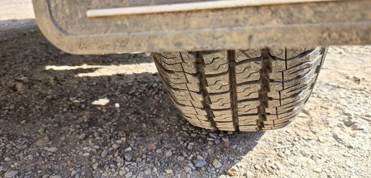 HUBIERE REMORQUE PORTE ENGIN 2T8  FG-213-DT