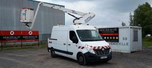 RENAULT MASTER NACELLE FRANCE ELEVATEUR 12 M 1147 HEURES  DIESEL – 151102 KMS – AN 2019 BLANC FK-669-GF
