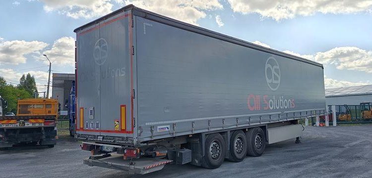 SCHMITZ SEMI ROMRQUE BACHEE NKS SCB S3T AVEC HAYON – 3 ESSIEUX  – PTAC 39 TONNES –  FL-487-CG