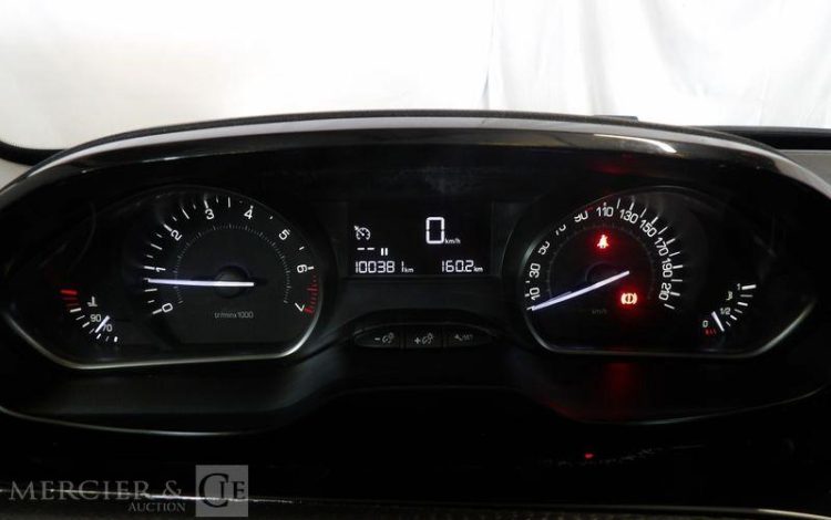 PEUGEOT 208 GENERATION-I 1.2 PURETECH 80CH SIGNATURE  FL-567-BQ