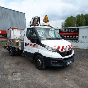 IVECO DAILY 35S14 NACELLE FRANCE ELEVATEUR 141TLE – 12 METRES – DIESEL – 500 HEURES BLANC FT-331-NQ
