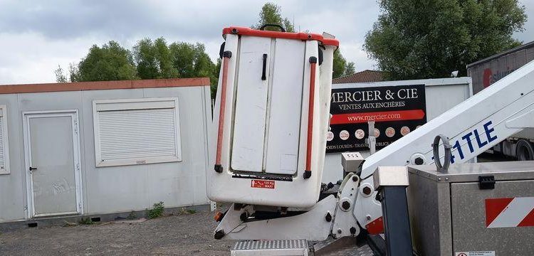 IVECO DAILY 35S14 NACELLE FRANCE ELEVATEUR 141TLE – 12 METRES – DIESEL – 500 HEURES BLANC FT-331-NQ