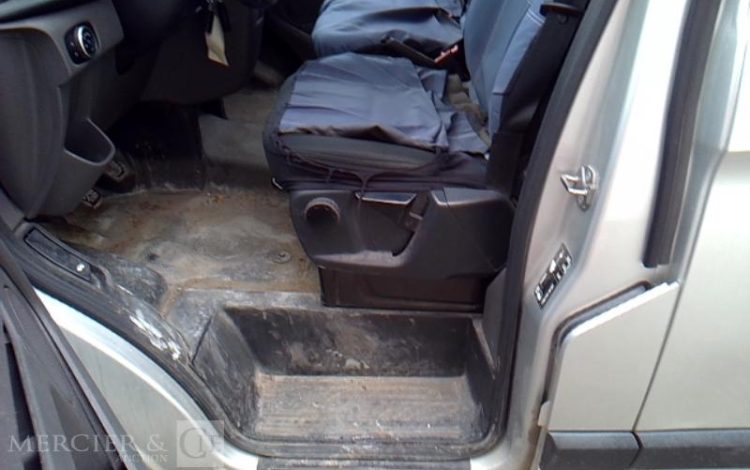 FORD TRANSIT CUSTOM 280 L1H1 2.0 ECOBLUE 130ch TREND BUSINESS GRIS FV-944-CQ