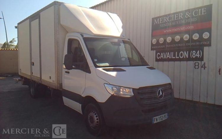 MERCEDES SPRINTER 516 CHASSIS CAB 43 CAISSE HAYON BLANC FW-153-FE