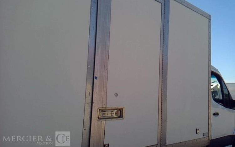 MERCEDES SPRINTER 516 CHASSIS CAB 43 CAISSE HAYON BLANC FW-153-FE