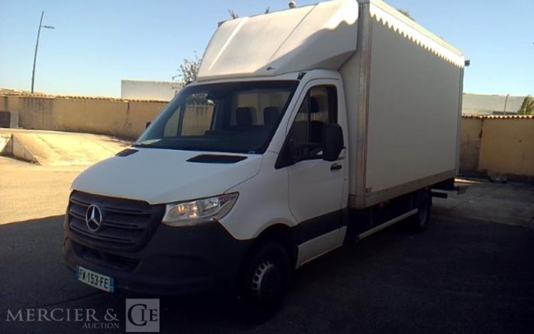 MERCEDES SPRINTER 516 CHASSIS CAB 43 CAISSE HAYON BLANC FW-153-FE