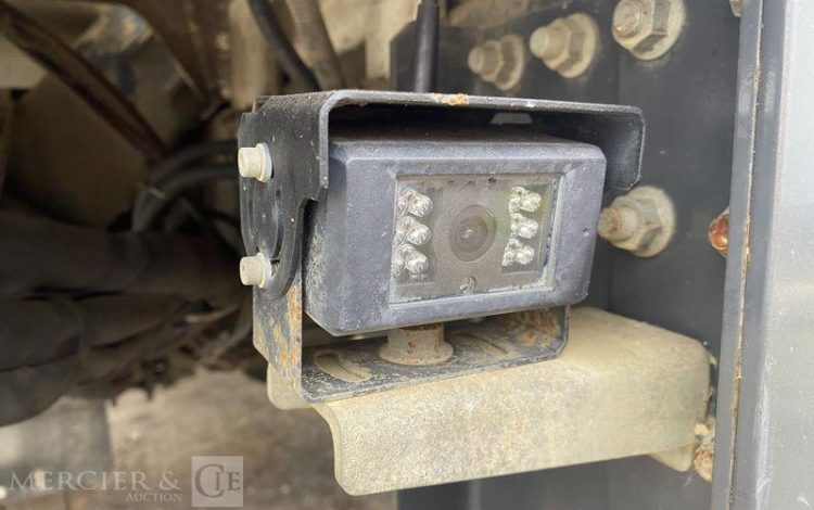 RENAULT CAMION FOREUSE + TARIERE GAMME D250 / DTI8 DIESEL – 4X2 – PTAC 13T BLANC FW-720-ZL