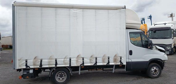 IVECO DAILY 6 CHASSIS CABINE PHASE 3 35C16 3,0D 16V 160CV AVEC CAISSE ET HAYON DIESEL BLANC GC-161-HL