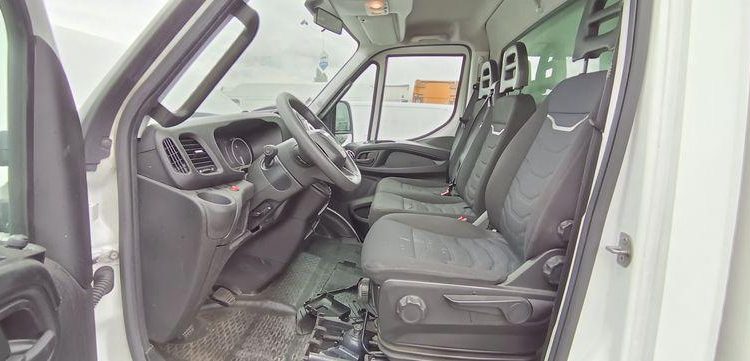 IVECO DAILY 6 CHASSIS CABINE PHASE 3 35C16 3,0D 16V 160CV AVEC CAISSE ET HAYON DIESEL BLANC GC-161-HL