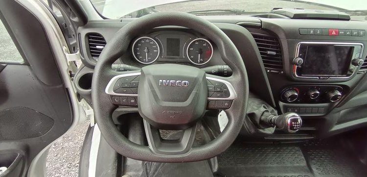 IVECO DAILY 6 CHASSIS CABINE PHASE 3 35C16 3,0D 16V 160CV AVEC CAISSE ET HAYON DIESEL BLANC GC-161-HL