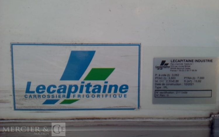 IVECO 35-160 CAISSE HAYON FRIGO BLANC GD-603-MJ