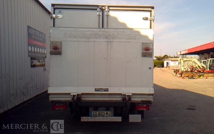 IVECO 35-160 CAISSE HAYON FRIGO BLANC GD-603-MJ