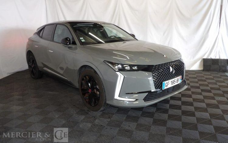 DS DS4 e-TENSE 1,6 HYBRID 225H 180CH PHEV 13,2KWH PERFORMANCE LINE PLUS BVA  GF-185-BF