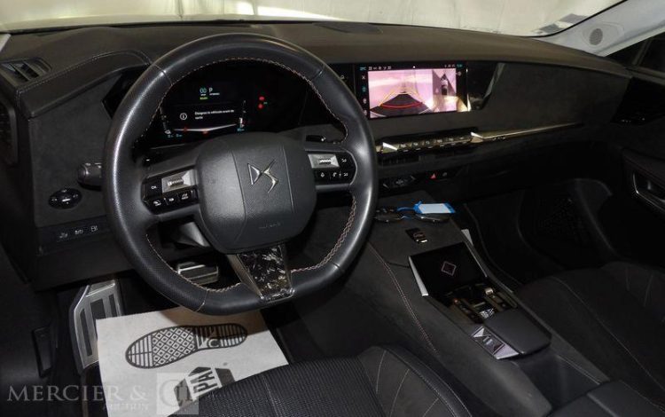 DS DS4 e-TENSE 1,6 HYBRID 225H 180CH PHEV 13,2KWH PERFORMANCE LINE PLUS BVA  GF-185-BF