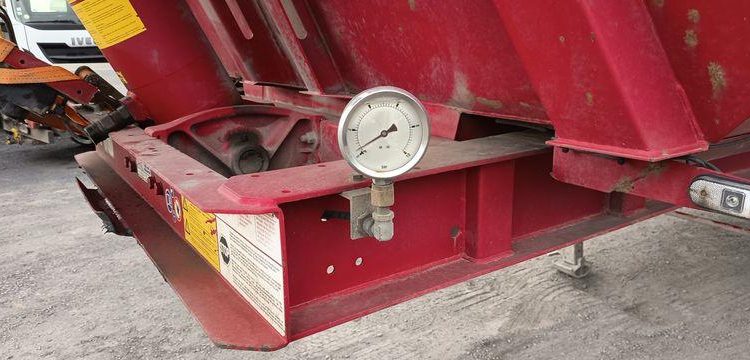 STAS BENNE A FERRAILLE 60M3 3 ESSIEUX SUSPENSIONS AIR  GF-757-WX