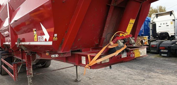 STAS BENNE A FERRAILLE 60M3 3 ESSIEUX SUSPENSIONS AIR  GF-757-WX