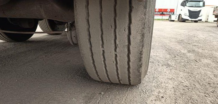 STAS BENNE A FERRAILLE 60M3 3 ESSIEUX SUSPENSIONS AIR  GF-757-WX