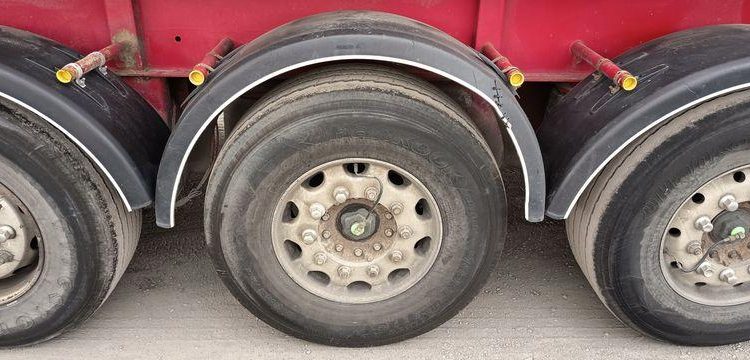 STAS BENNE A FERRAILLE 60M3 3 ESSIEUX SUSPENSIONS AIR  GF-757-WX