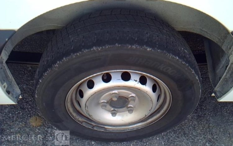 RENAULT MASTER NACELLE SUR VL 12M KLUBB KL32 181H BLANC GG-202-TV