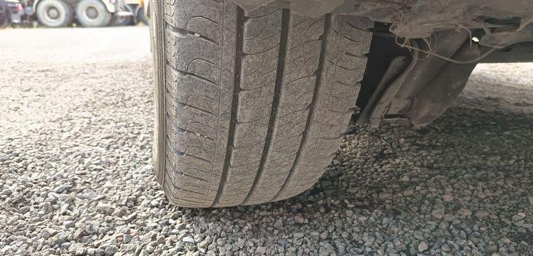 RENAULT TRAFFIC AVEC NACELLE KLUBB/KL21B – 9 M  DIESEL – 659 HEURES – 99031 KMS BLANC GG-759-DD