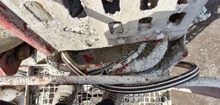 DEBUF SEMI BETONNIERE BM 12-36-2 2 ESSIEUX – PTAC 36 TONNES – ANNEE 2012  GK-847-FJ